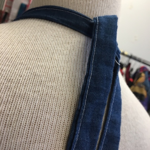 Blue denim backless top - Picture 3 of 7